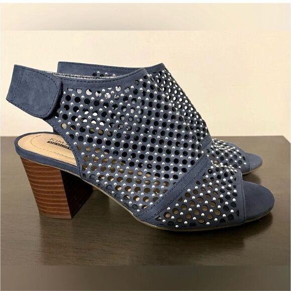 Kim Rogers Size 8.5 Memory Foam Block Heel Sandal Blue Studded Faux Leather - Picture 3 of 10